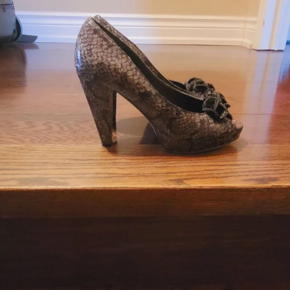 Madden Girl exotic shoes - Picture 1 of 6